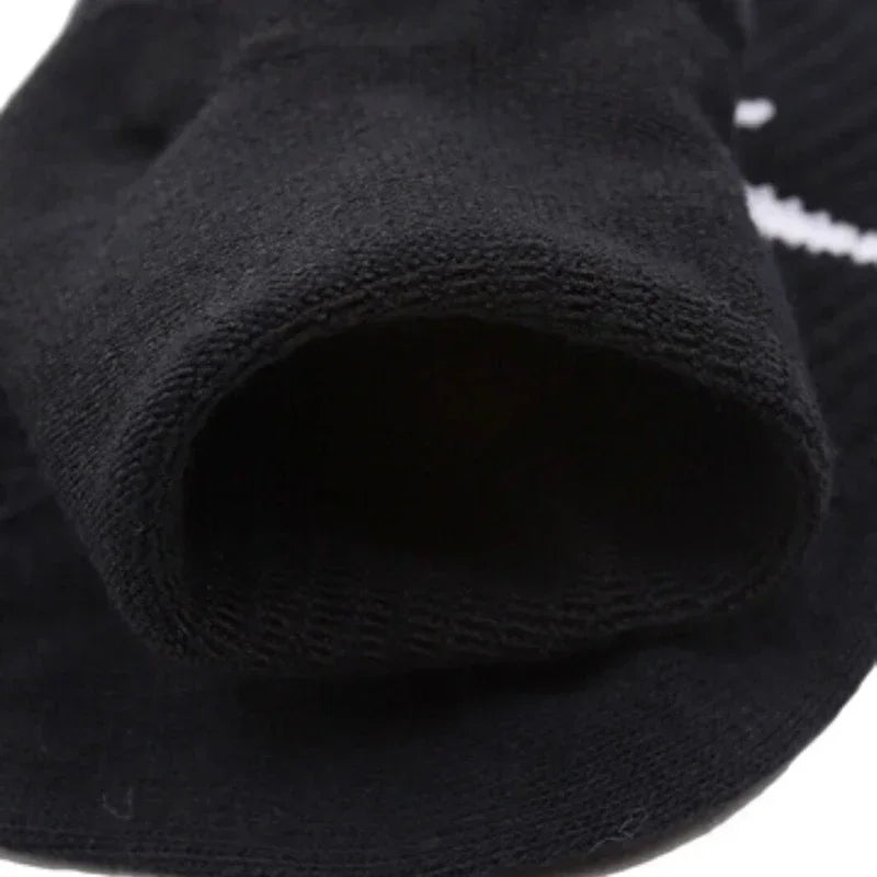 Nike Lightweight Unisex Sports Socks Men's And Women's 3 Pairs Casual Breathable Short Tube Black Socks S M L XL SX7677